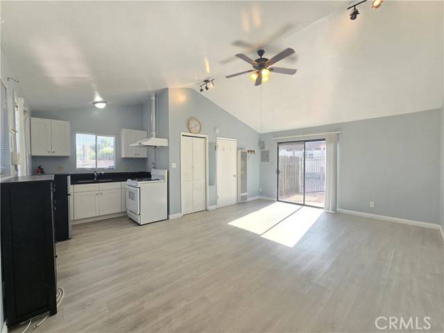Monrovia, CA 91016,435 W Walnut Avenue