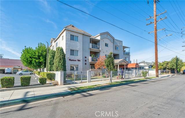 Monterey Park, CA 91754,121 N McPherrin Avenue #103