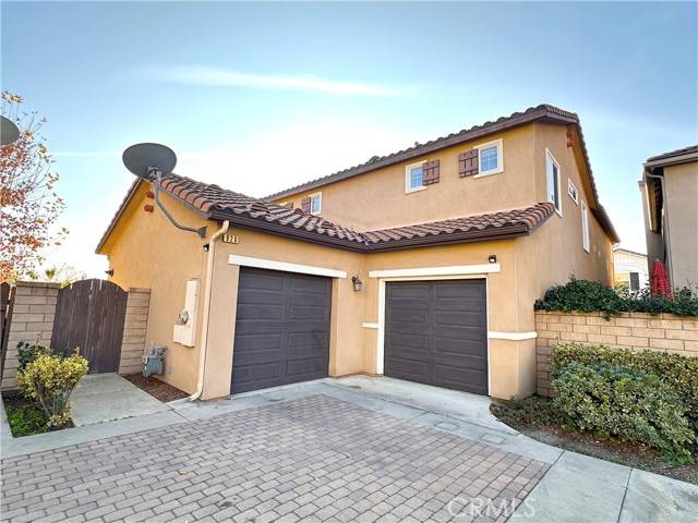 Azusa, CA 91702,820 E Ruby Lace Way