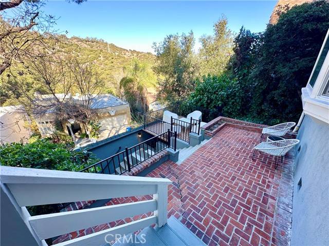 Los Angeles, CA 90027,3812 Shannon Road
