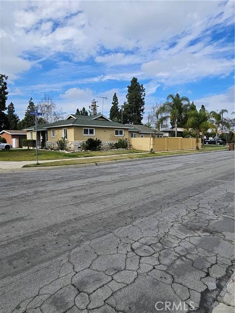 Fullerton, CA 92833,2101 W Gage Avenue