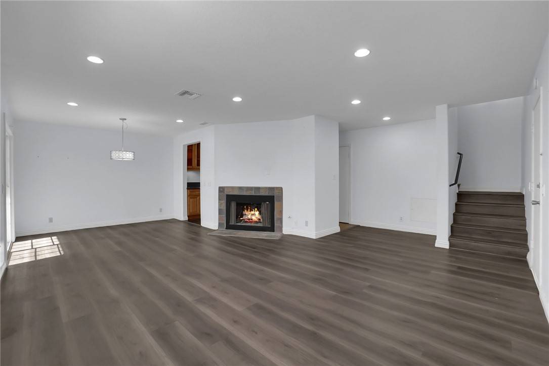 Diamond Bar, CA 91765,780 Golden Springs Drive #C