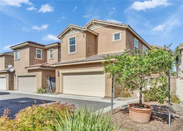 Eastvale, CA 92880,5864 Silveira Street
