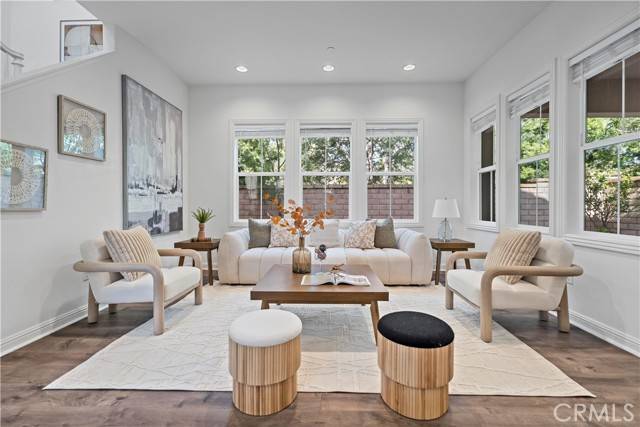 Lake Forest, CA 92630,32 Torosa