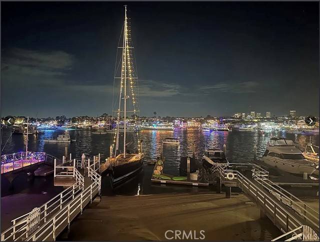 Newport Beach, CA 92661,421 E Edgewater Avenue