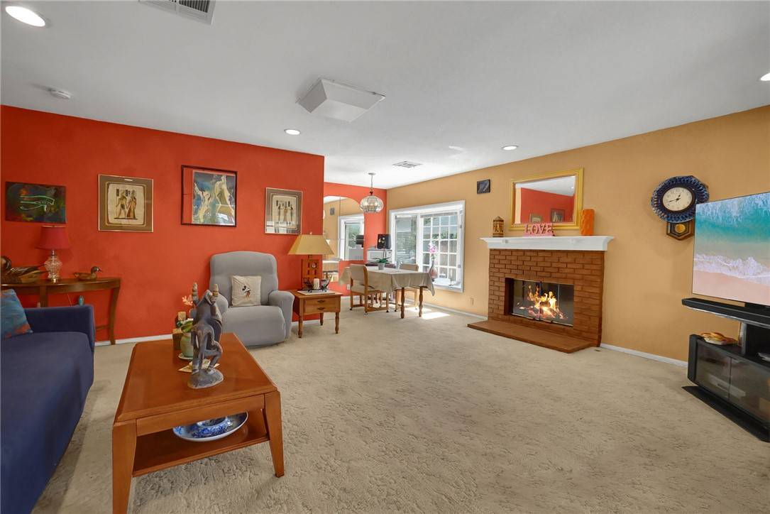 Van Nuys, CA 91406,7111 Texhoma Avenue