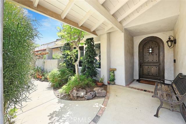 Rancho Cascades, CA 91342,13771 De Garmo Ave
