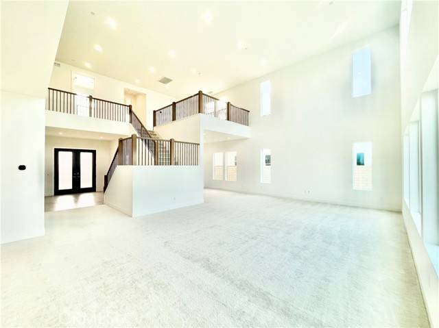 Valencia, CA 91381,27533 Elderberry Drive