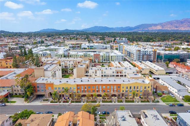 Alhambra, CA 91801,83 E Commonwealth Avenue #PH-C