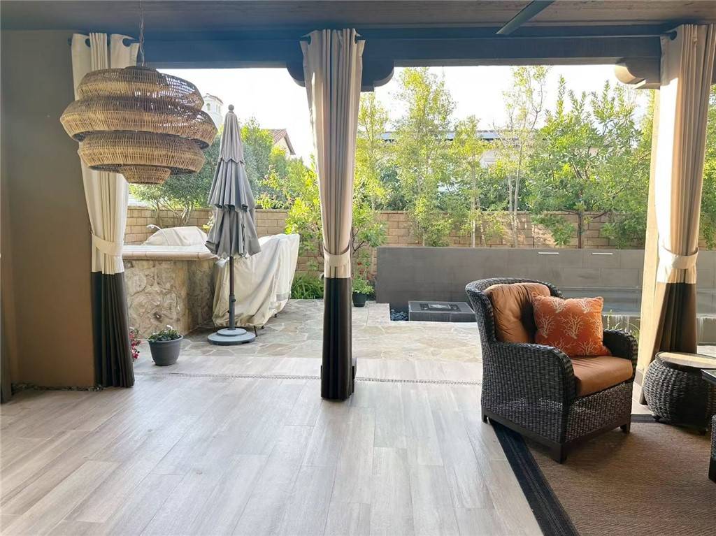 Irvine, CA 92602,7 Zephyr