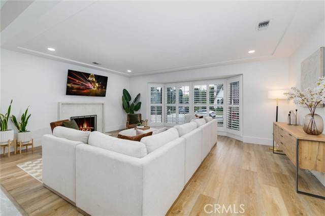 Monrovia, CA 91016,162 Acacia Avenue
