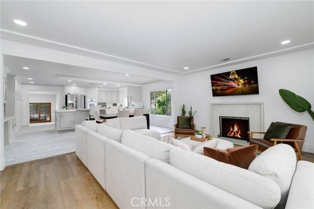 Monrovia, CA 91016,162 Acacia Avenue