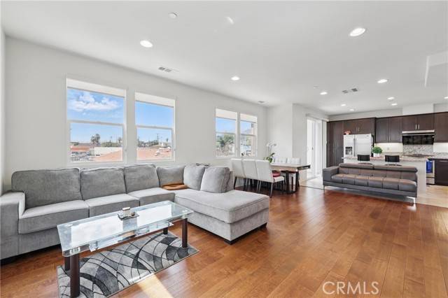 Monrovia, CA 91016,428 W Duarte Road #C