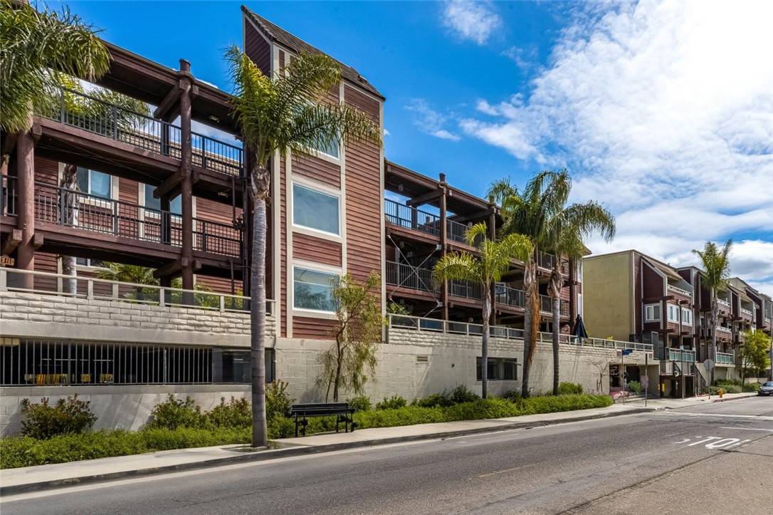 Marina Del Rey, CA 90292,4050 Via Dolce #241