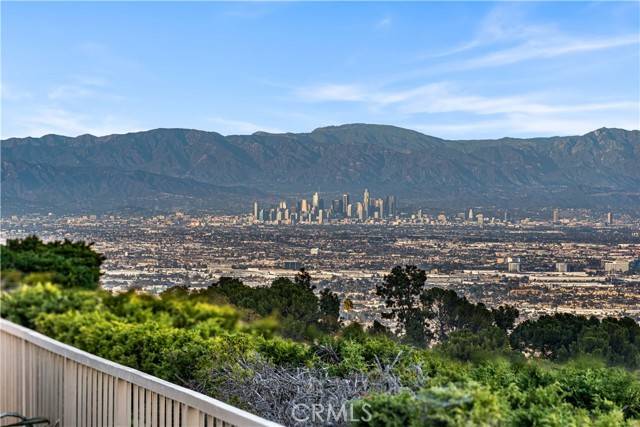 Rancho Palos Verdes, CA 90275,29805 Knoll View Drive