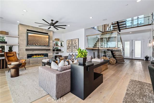 Montebello, CA 90640,655 Alder Way