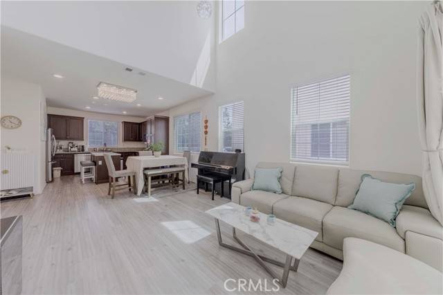 Eastvale, CA 92880,14533 Verona Place