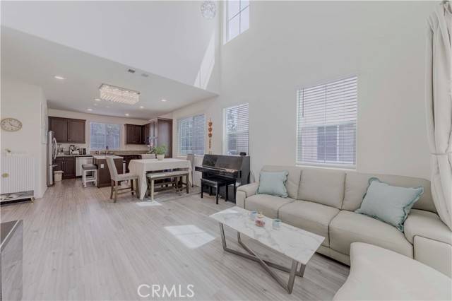 Eastvale, CA 92880,14533 Verona Place