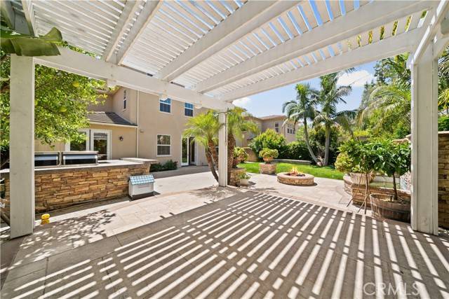 Irvine, CA 92620,29 Antique Rose