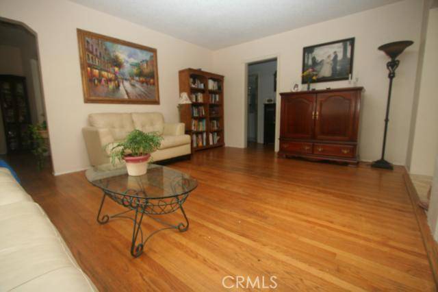 San Gabriel, CA 91775,8374 Doris Avenue