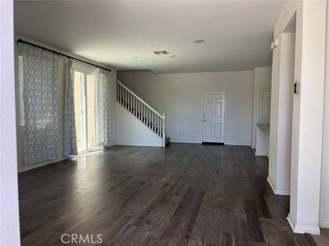 Eastvale, CA 92880,13084 Irisbend Avenue