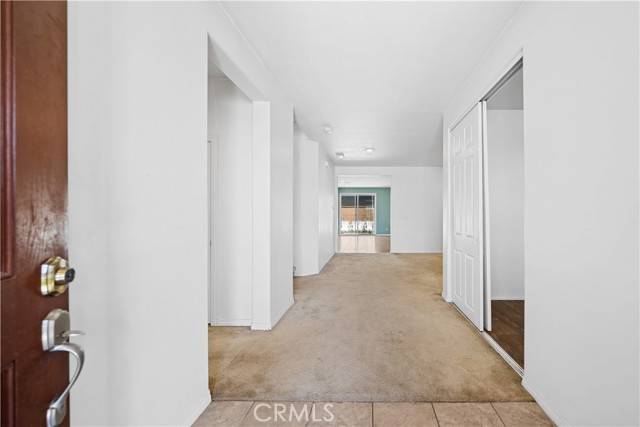 Jurupa Valley, CA 91752,11877 Crossbill Way
