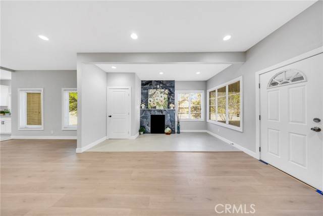 Pomona, CA 91767,404 E Kingsley Avenue