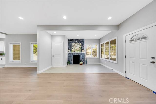 Pomona, CA 91767,404 E Kingsley Avenue