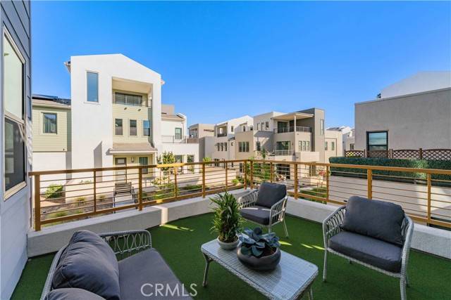 Irvine, CA 92618,120 Yugen