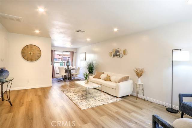 Winnetka, CA 91306,20234 Cohasset St #3