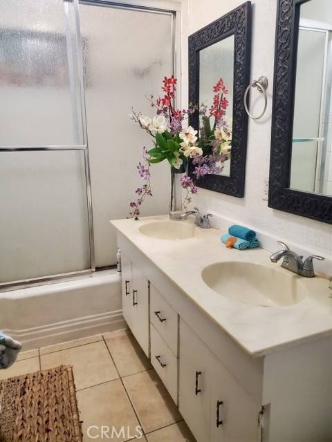 Long Beach, CA 90807,1518 E Luray Street
