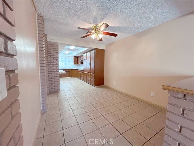 Fontana, CA 92335,17065 Ivy ave