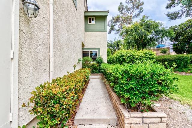 Claremont, CA 91711,1666 Albany Court