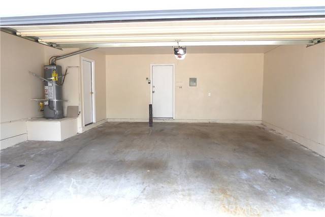 Azusa, CA 91702,900 W Sierra Madre Avenue #184