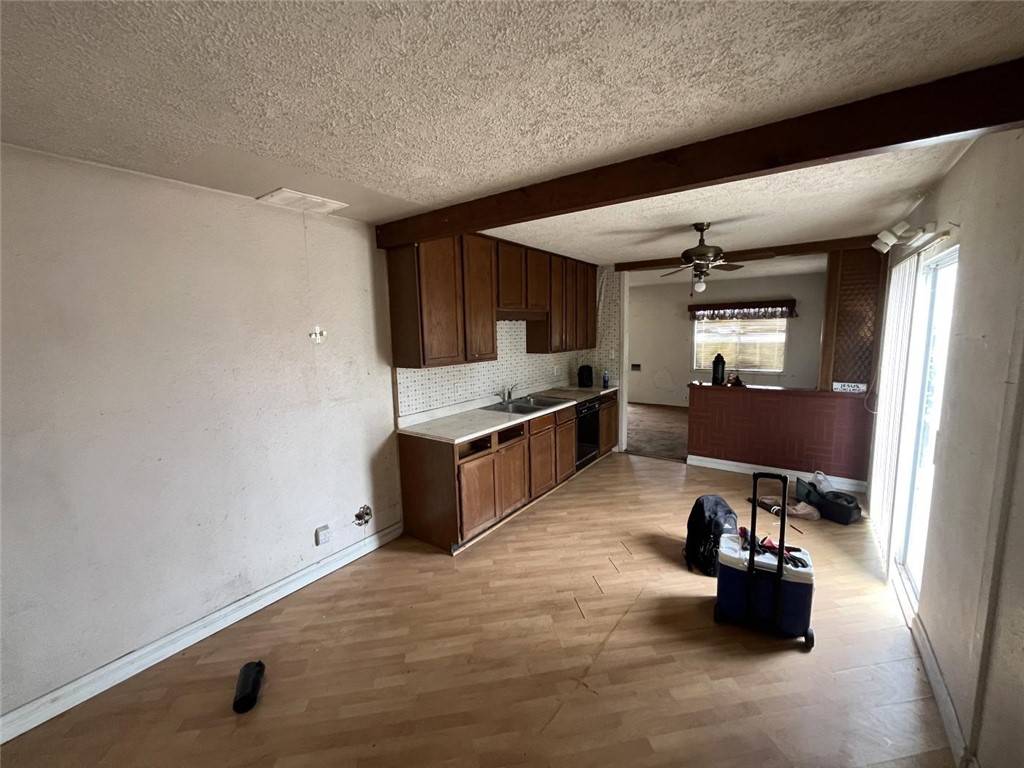 Harbor City, CA 90710,1504 253rd Street