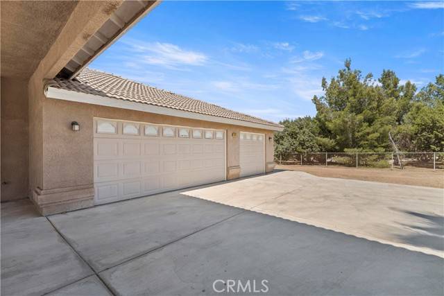 Hesperia, CA 92345,15562 Ranchero Road