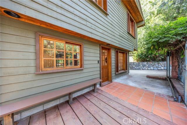 Sierra Madre, CA 91024,561 Alta Vista Drive