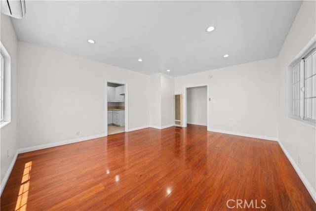 Duarte, CA 91010,2047 Delford Avenue