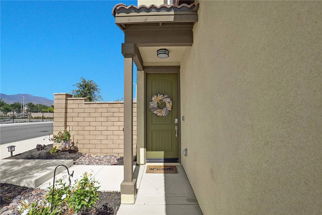 Redlands, CA 92374,1768 Camellia Lane