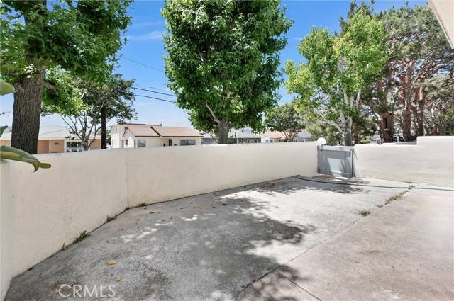 Lawndale, CA 90260,15111 Freeman Avenue #50