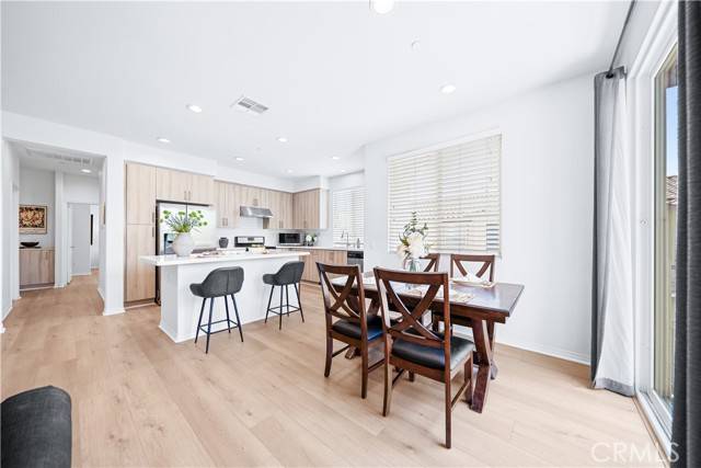 Temple City, CA 91780,5659 Mcculloch Avenue #103