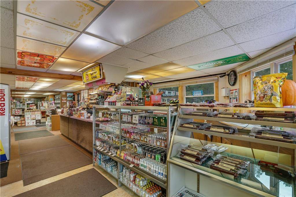 Hayward, WI 54843,9921 Hwy 27
