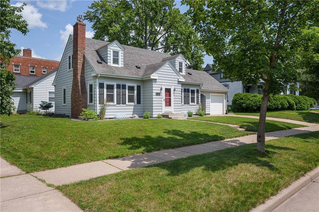 Eau Claire, WI 54703,907 3rd Avenue