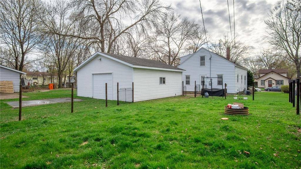 Chippewa Falls, WI 54729,633 Maple Street