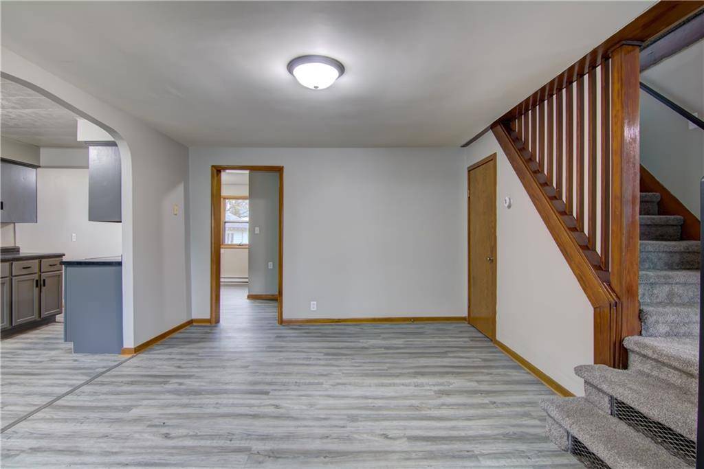 Chippewa Falls, WI 54729,208 W Grand Ave