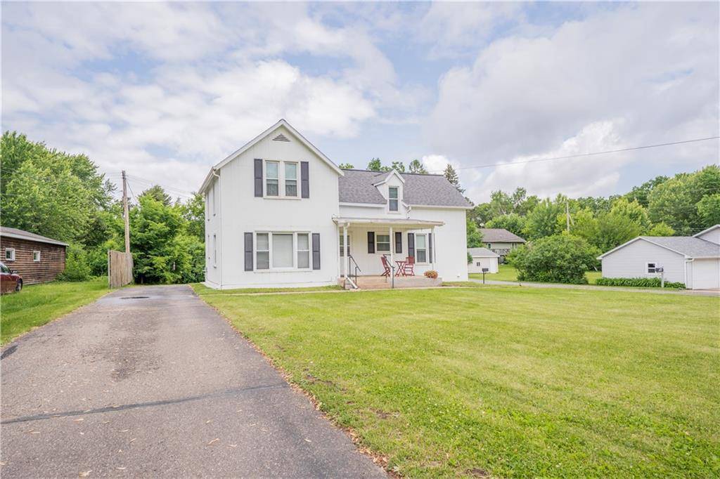 Eau Claire, WI 54703,2210 Vine Street