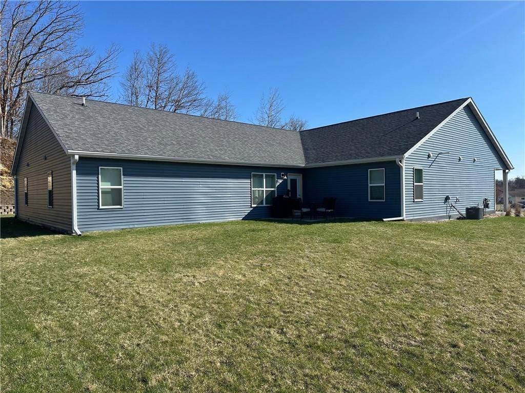 Menomonie, WI 54751,1817 Ridgewood Circle