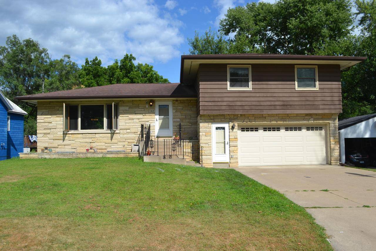 La Crosse, WI 54601,917 26th ST S