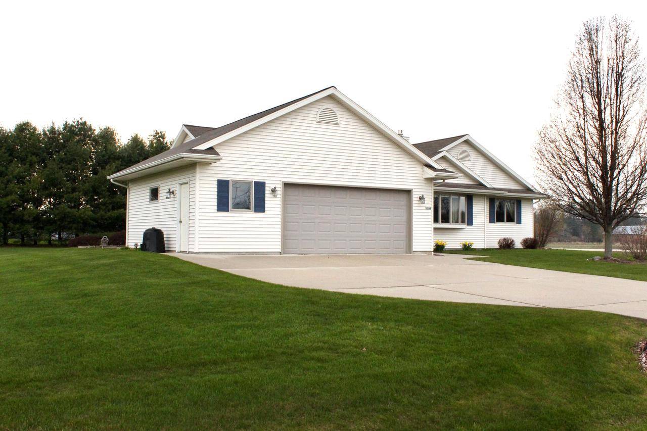 Sheboygan, WI 53083,5334 Hidden Creek Dr