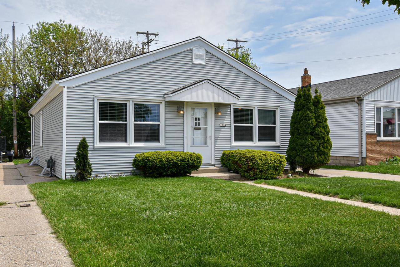 West Allis, WI 53214,1334 S 93rd St